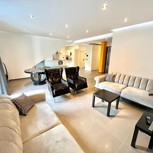 Brand-new In The Heart Of Brussels