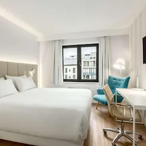 4* Hotell Nh Grand Place Arenberg
