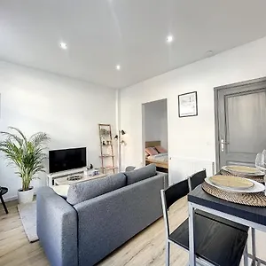  Appartement Cosy - Louise Quarter